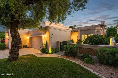 10061 E Turquoise Ave, Scottsdale, AZ 85258