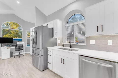 2450 E Cathedral Rock Dr, Phoenix, AZ 85048 photo 11