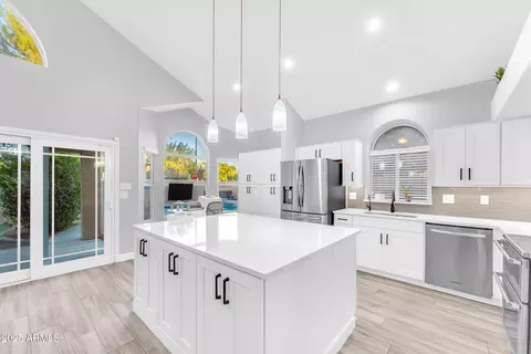 2450 E Cathedral Rock Dr, Phoenix, AZ 85048 photo 9