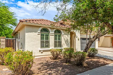 4152 E Woodside Ct, Gilbert, AZ 85297 photo 2