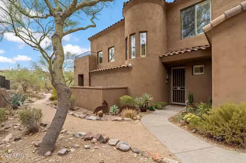 16600 N Thompson Peak Pkwy #1074, Scottsdale, AZ 85260