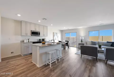 1311 W Aztec Dr, Coolidge, AZ 85128