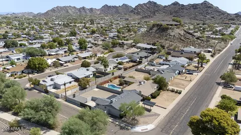 View/Area - 1002 E Butler Dr, Phoenix, AZ 85020 photo 3 of 3