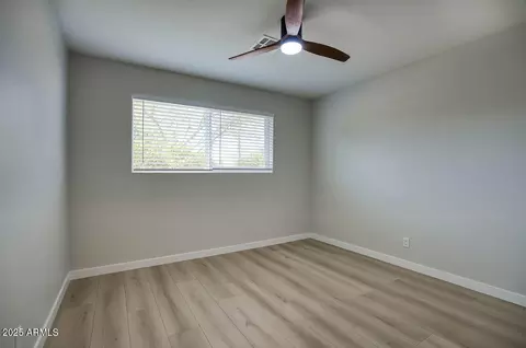 Bedroom - 1002 E Butler Dr, Phoenix, AZ 85020 photo 1 of 1