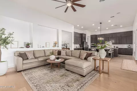 9910 E Retrograde Dr, Mesa, AZ 85212