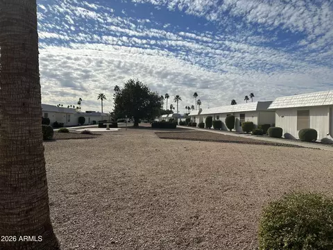 17248 N 106th Ave, Sun City, AZ 85373