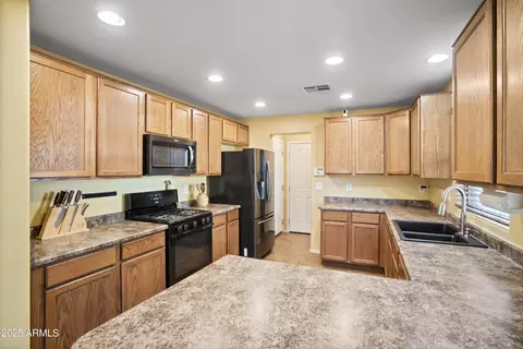 1786 S Seton Ave, Gilbert, AZ 85295 photo 9