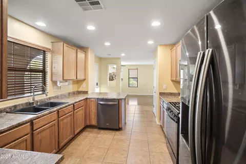 1786 S Seton Ave, Gilbert, AZ 85295 photo 12