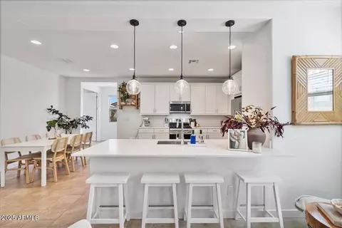 3525 E Dakota Dr, San Tan Valley, AZ 85143