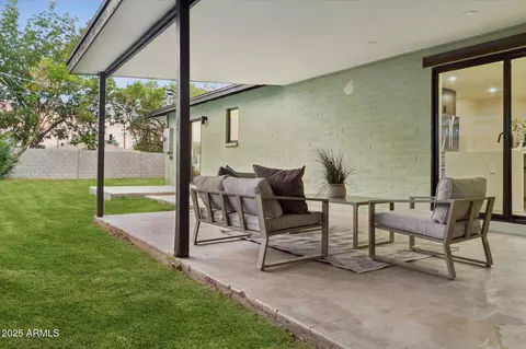 Exterior - 2423 E Flower St, Phoenix, AZ 85016 photo 1 of 2