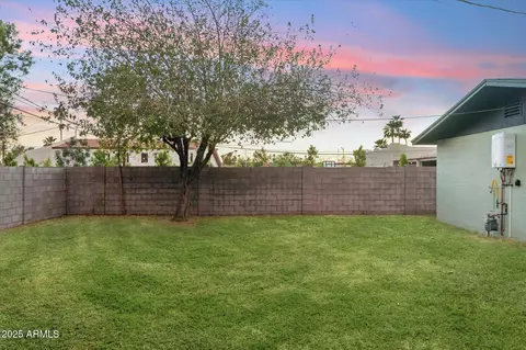 Exterior - 2423 E Flower St, Phoenix, AZ 85016 photo 2 of 2