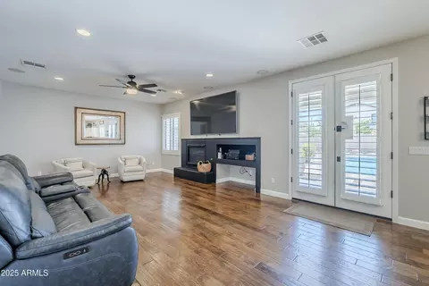 Living - 11225 E Sylvan Ave, Mesa, AZ 85212 photo 2 of 2