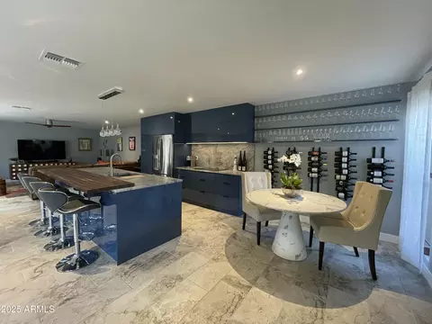 5220 E Tunder Cir, Phoenix, AZ 85044