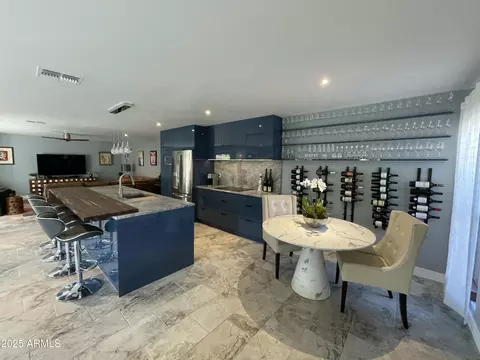 Kitchen - 5220 E Tunder Cir, Phoenix, AZ 85044 photo 6 of 7