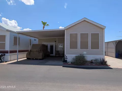 515 E Cholla Ln, Florence, AZ 85132