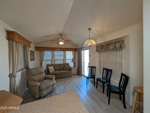 515 E Cholla Ln, Florence, AZ 85132 photo 6
