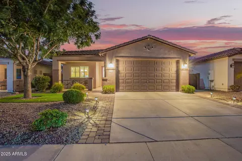 1346 W Popcorn Tree Ave, Queen Creek, AZ 85140