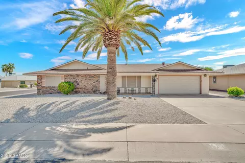 9739 W Riviera Dr, Sun City, AZ 85351