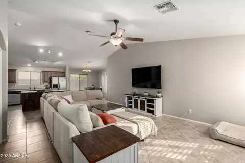 Entry Way - 2937 E Aris Dr, Gilbert, AZ 85298 photo 3 of 4