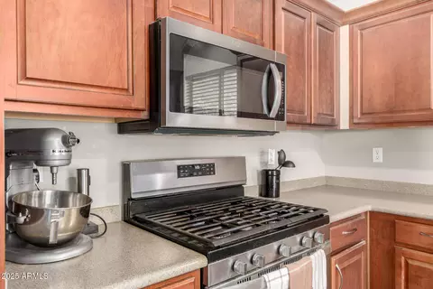 Kitchen - 2937 E Aris Dr, Gilbert, AZ 85298 photo 5 of 5