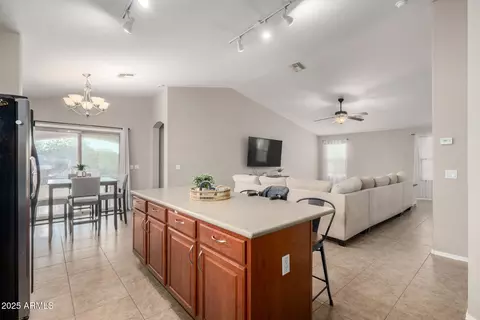 Kitchen - 2937 E Aris Dr, Gilbert, AZ 85298 photo 2 of 5