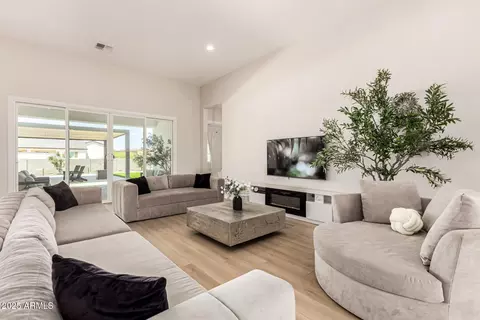 Living - 37227 N 11th Ave, Phoenix, AZ 85086 photo 1 of 4