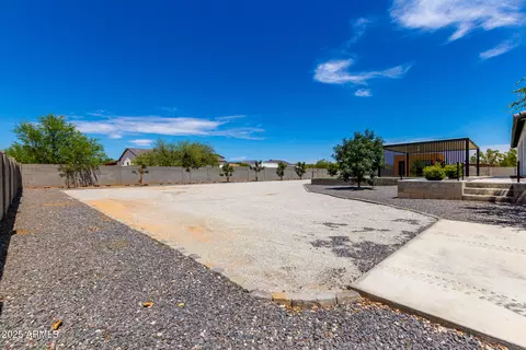 Exterior - 37227 N 11th Ave, Phoenix, AZ 85086 photo 8 of 13