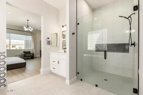 Bath - 37227 N 11th Ave, Phoenix, AZ 85086 photo 3 of 7