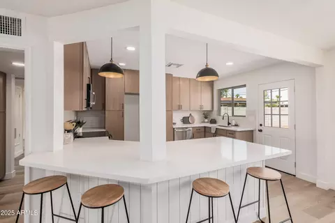 Kitchen - 4561 N 12th Ave, Phoenix, AZ 85013 photo 4 of 4
