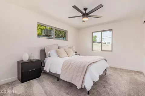 Bedroom - 4561 N 12th Ave, Phoenix, AZ 85013 photo 1 of 3