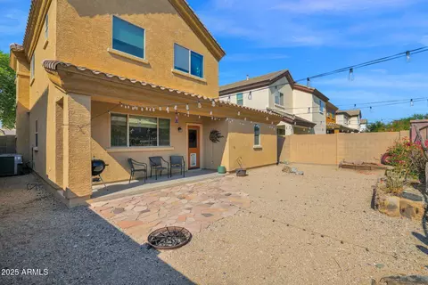 Exterior - 3829 E Branham Ln, Phoenix, AZ 85042 photo 4 of 7