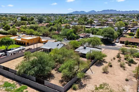 View/Area - 2906 E Saint John Rd, Phoenix, AZ 85032 photo 1 of 11