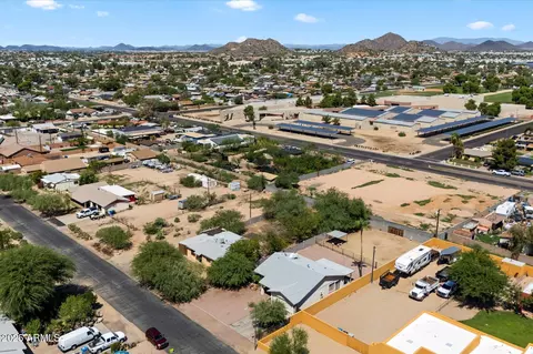 View/Area - 2906 E Saint John Rd, Phoenix, AZ 85032 photo 2 of 11