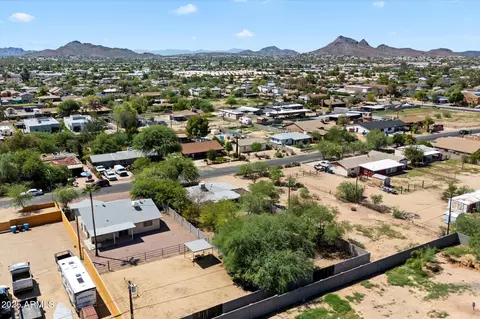 View/Area - 2906 E Saint John Rd, Phoenix, AZ 85032 photo 8 of 11