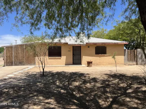 2906 E Saint John Rd, Phoenix, AZ 85032