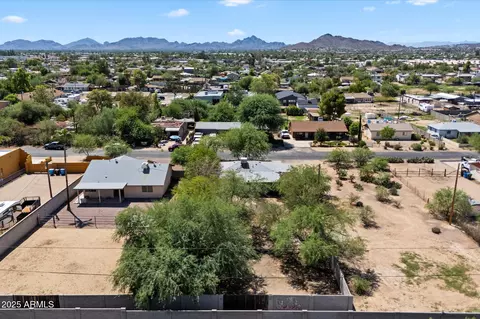 View/Area - 2906 E Saint John Rd, Phoenix, AZ 85032 photo 4 of 11