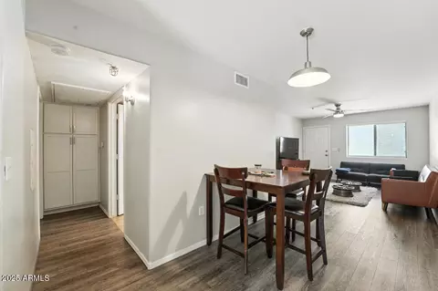 Dining - 3301 Earll Dr #107, Phoenix, AZ 85018 photo 1 of 1