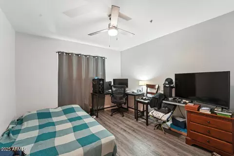 Bedroom - 3301 Earll Dr #107, Phoenix, AZ 85018 photo 1 of 2
