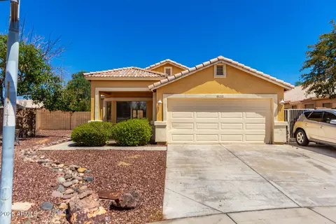7432 W Raymond St, Phoenix, AZ 85043