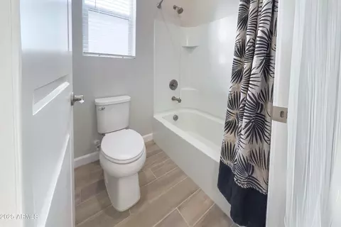 Bath - 9533 E Solina Ave, Mesa, AZ 85212 photo 4 of 4