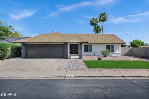 3164 E Carmel Cir, Mesa, AZ 85204