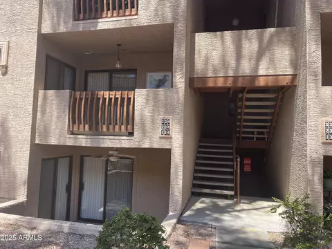 3031 N Civic Center Plz #134, Scottsdale, AZ 85251