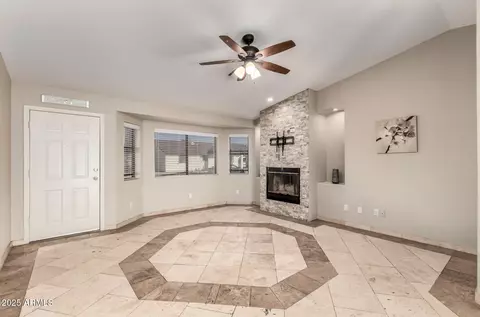 Living - 540 S Stardust Ln, Apache Junction, AZ 85120 photo 2 of 5