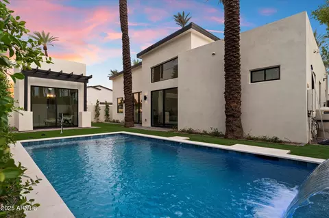 Exterior - 4311 E Sells Dr, Phoenix, AZ 85018 photo 6 of 7
