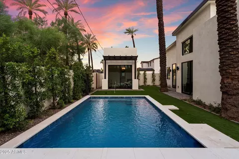 Exterior - 4311 E Sells Dr, Phoenix, AZ 85018 photo 7 of 7