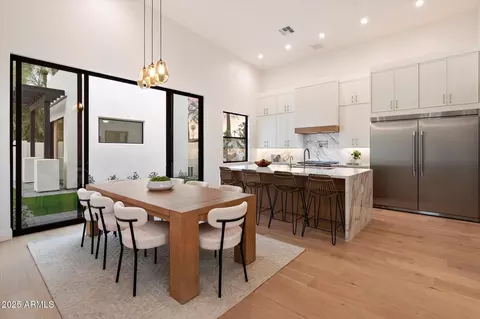 Dining - 4311 E Sells Dr, Phoenix, AZ 85018 photo 1 of 3