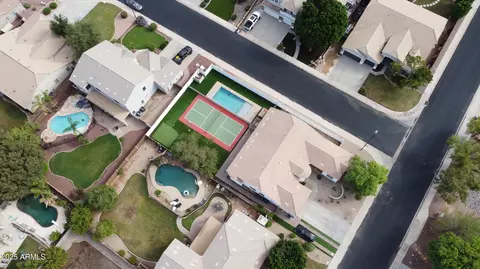 View/Area - 3000 E Parkview Dr, Gilbert, AZ 85295 photo 3 of 3