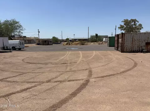 685 S Tomahawk Rd #-, Apache Junction, AZ 85119 photo 2