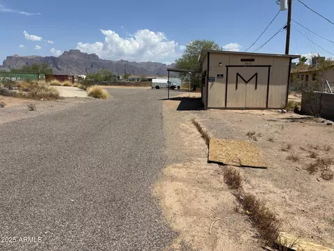 685 S Tomahawk Rd #-, Apache Junction, AZ 85119 photo 3