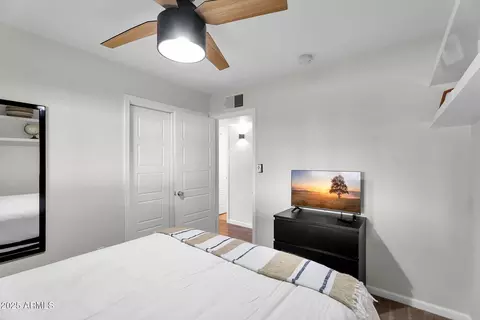 Bedroom - 1035 E Pierson St, Phoenix, AZ 85014 photo 2 of 5